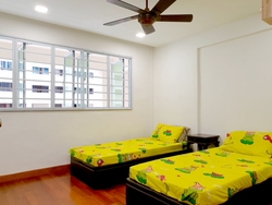 Blk 323 Jurong East Street 31 (Jurong East), HDB Executive #204484941